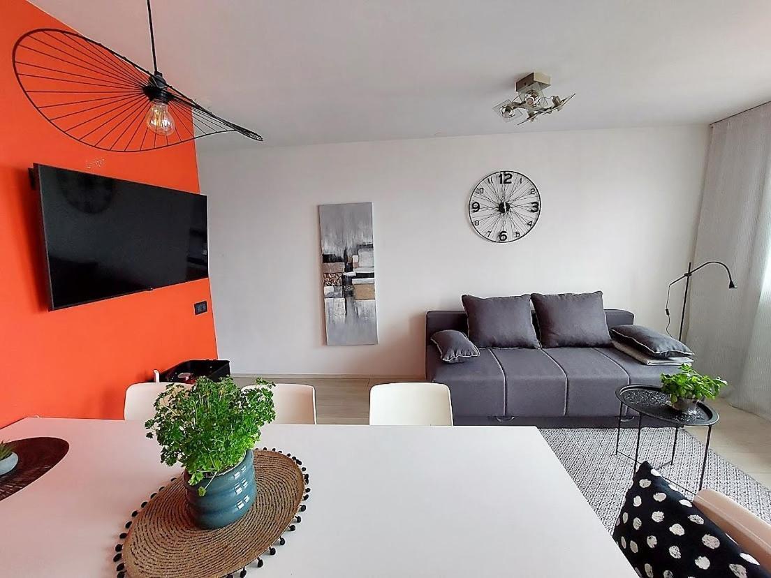 Urban Nest, Sunny Apartment 4 Stars Rijeka Eksteriør billede