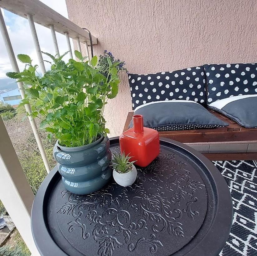 Urban Nest, Sunny Apartment 4 Stars Rijeka Eksteriør billede