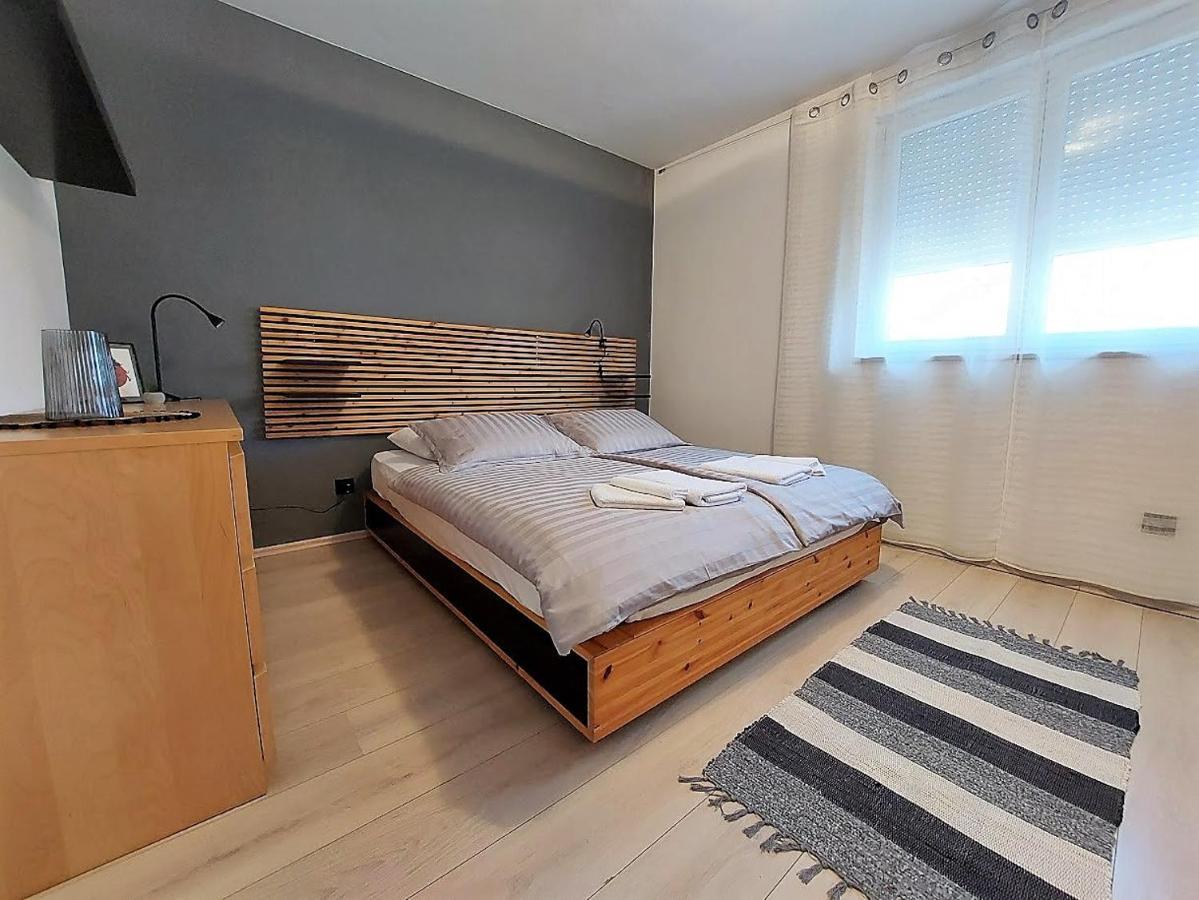 Urban Nest, Sunny Apartment 4 Stars Rijeka Eksteriør billede